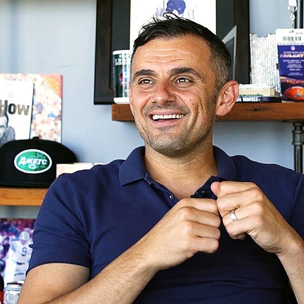 The Leadership Lessons and Stories of Gary Vaynerchuk: Insights from a Marketing Maverick